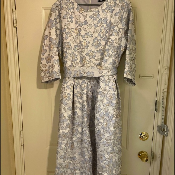 SHEIN Dresses & Skirts - Shein floral brocade dress with belt